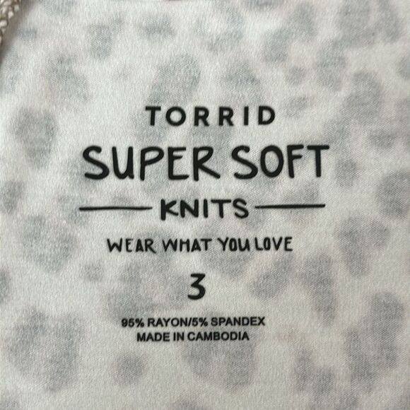 Torrid Soft Knits Tank Size 3 3X Leopard Print Light Flowy - Picture 12 of 14